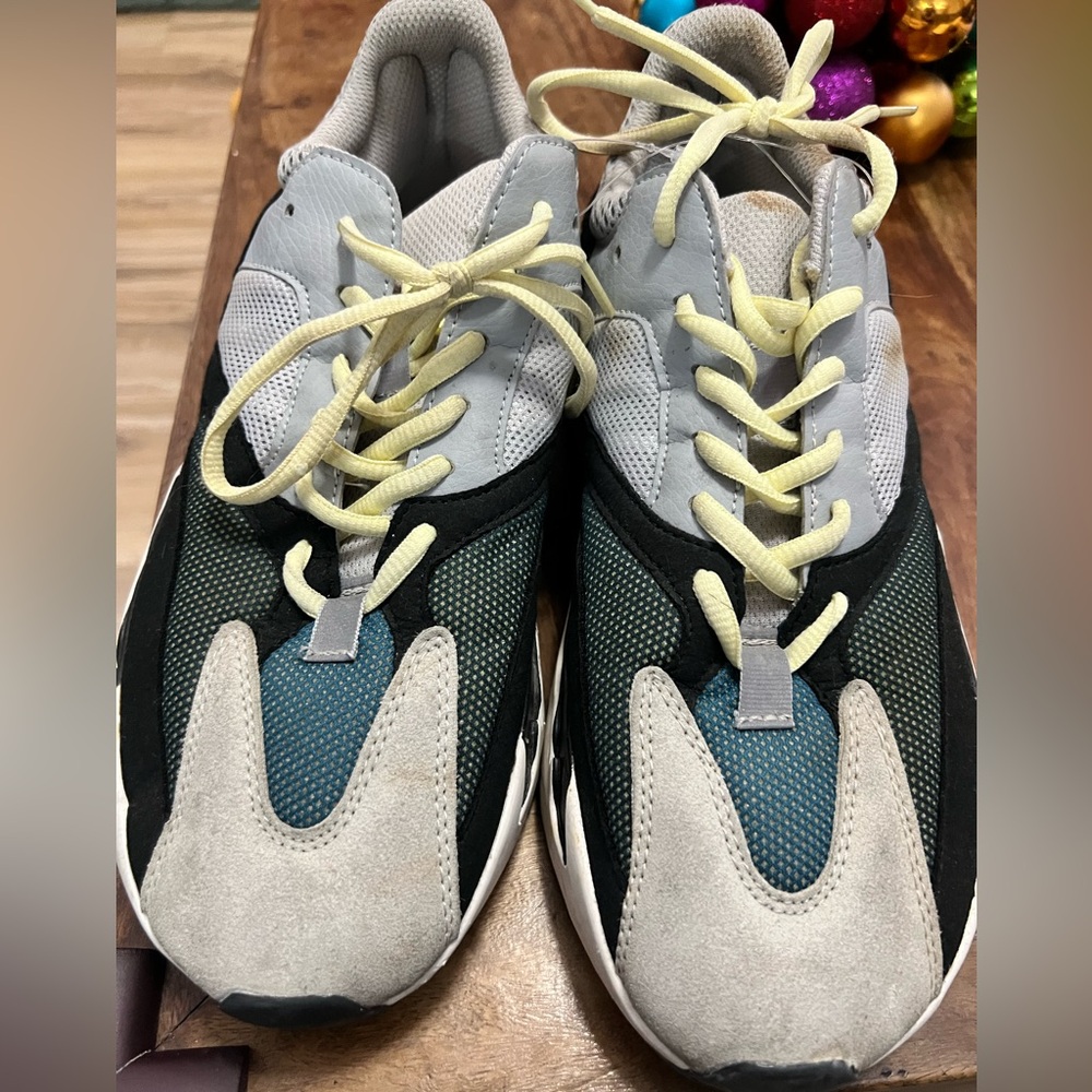 Yeezy Boost 700 Wave Runner